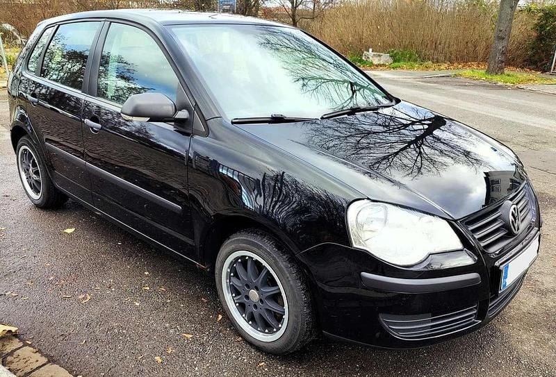 Gebraucht VW Polo Comfortline 60 PS (44 kW) 2008 Schwarz Limousine