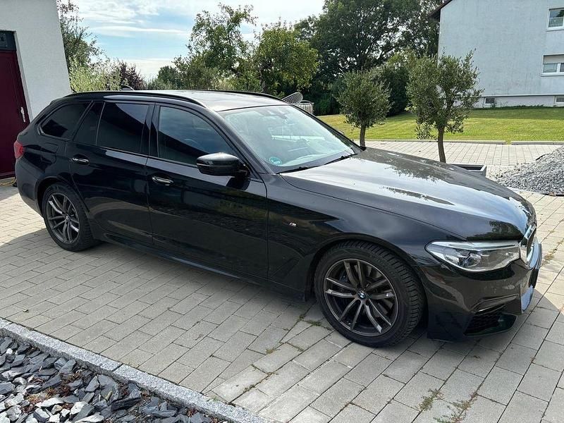 Schwarz Gebraucht 2017 BMW 525 Performance Kombi | 19.250 € (Fairer Preis) - Bild 1/4