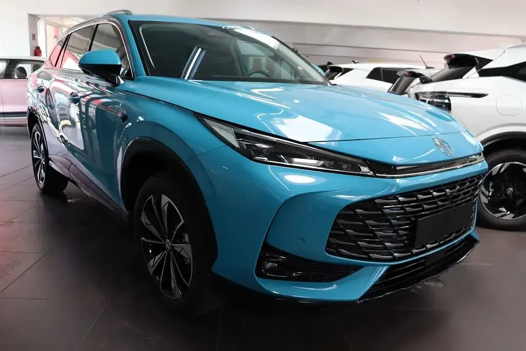 Gebraucht MG HS Luxury 170 PS (125 kW) 2024 Blau SUV