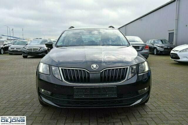 Gebraucht Skoda Octavia Soleil 150 PS (110 kW) 2019 Schwarz metallic Kombi