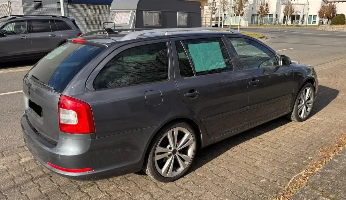 Gebraucht Skoda Octavia RS 200 PS (147 kW) 2012 Grau Kombi