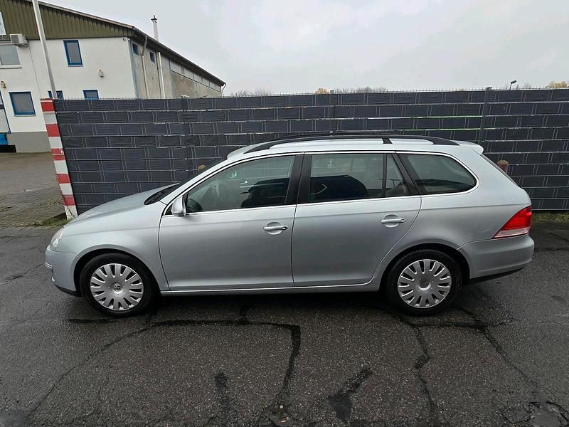 Gebraucht VW Golf V 160 PS (117 kW) 2009 Silber Kombi