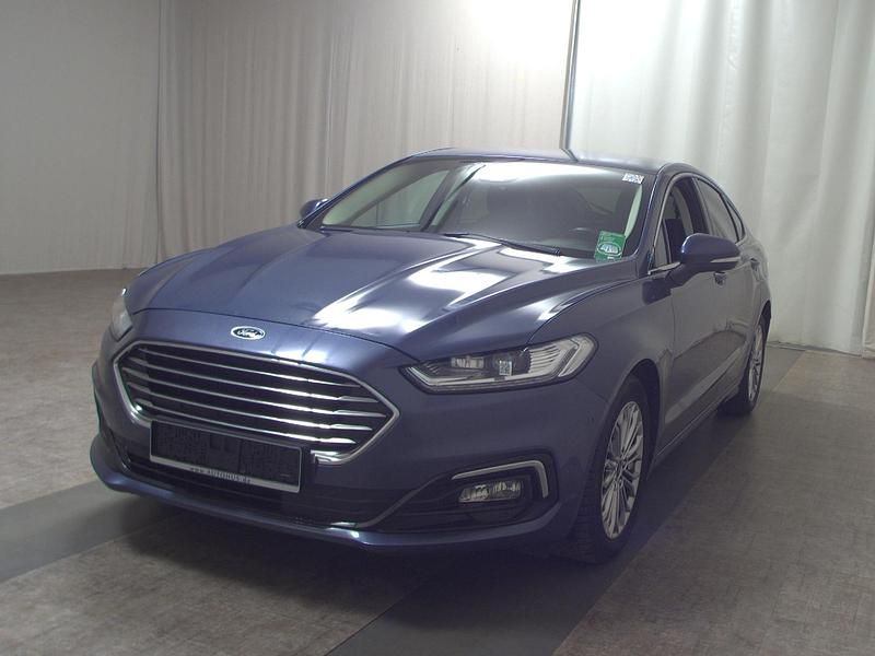 Gebraucht Ford Mondeo Titanium 150 PS (110 kW) 2022 Chromablau metallic Limousine