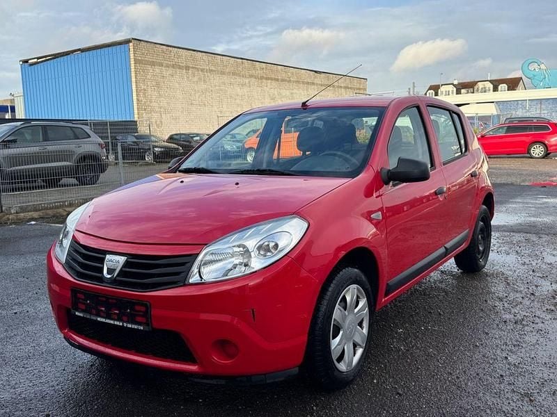 Gebraucht Dacia Sandero Ambiance 75 PS (55 kW) 2009 Rot Limousine
