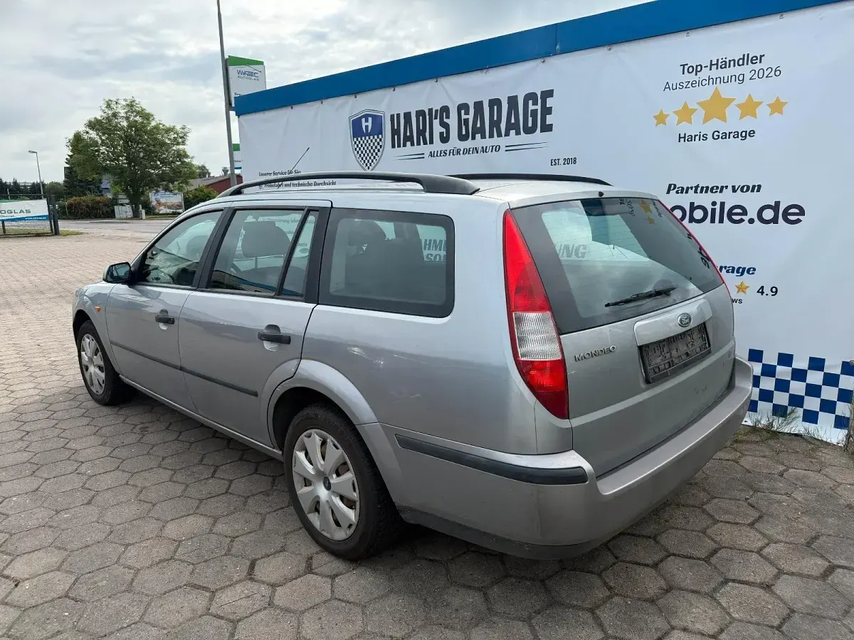 Gebraucht Ford Mondeo 110 PS (80 kW) 2003 Silber Kombi