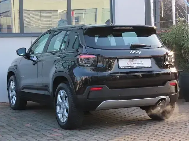 Usata Jeep Avenger 101 CV (74 kW) 2023 Nero SUV