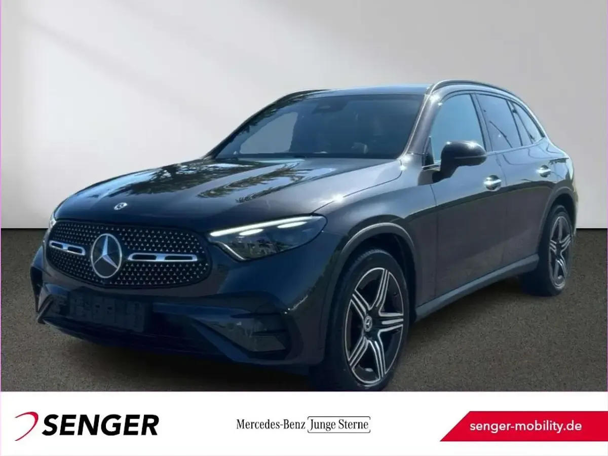 Gebraucht Mercedes GLC220 AMG 197 PS (144 kW) 2025 SUV