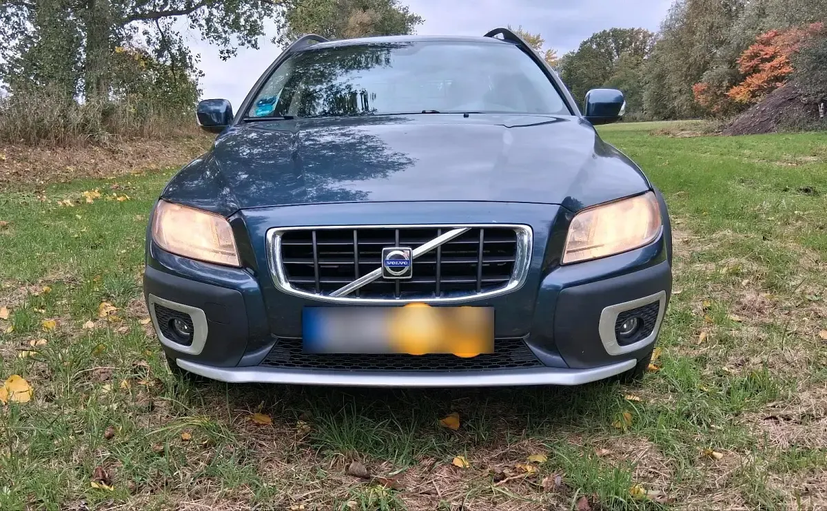 Gebraucht Volvo XC70 185 PS (136 kW) 2007 Blau Kombi