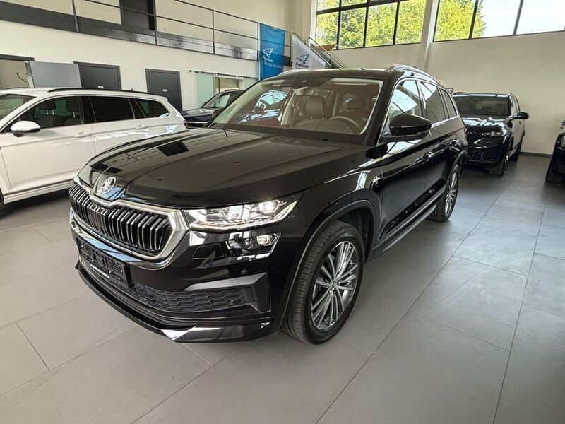 Schwarz Gebraucht 2023 Skoda Kodiaq LAURIN & KLEMENT SUV | 35.990 € (Fairer Preis) - Bild 1/2