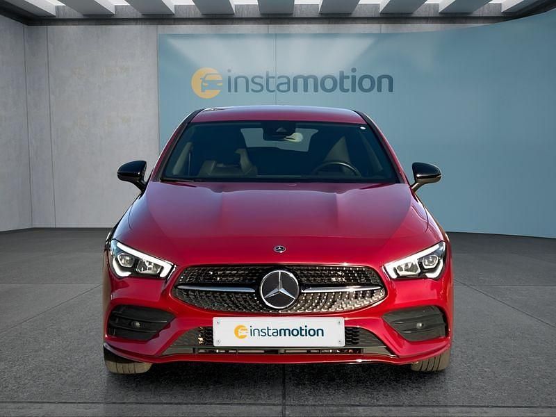 Gebraucht Mercedes CLA250e 218 PS (160 kW) 2021 Rot Limousine