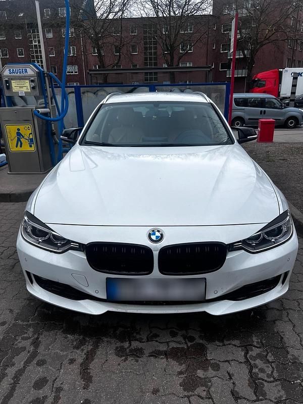 Gebraucht BMW 320 184 PS (135 kW) 2012 Weiß Kombi