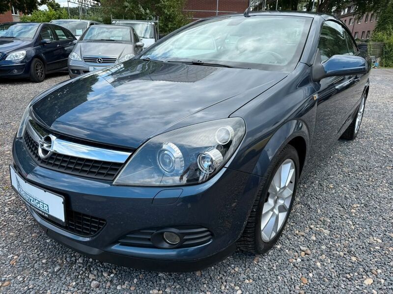 Blau Gebraucht 2007 Opel Astra Cabriolet Cabrio | 4.590 € (Guter Preis) - Bild 1/4