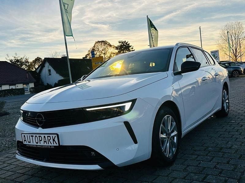 Gebraucht Opel Astra Elegance 131 PS (96 kW) 2023 Weiß Kombi