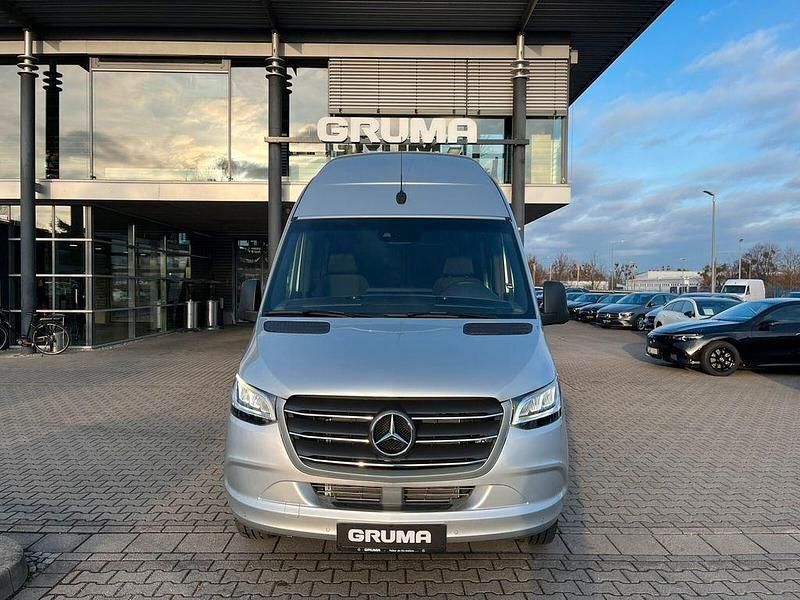 Neu Mercedes Sprinter 190 PS (139 kW) 2025 Silber Van