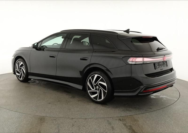 Neu VW ID.7 Pro 210 kW (286 PS) 2026 Grenadillschwarz metallic Kombi