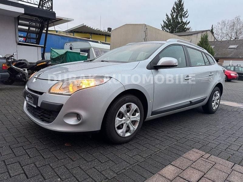 Gebraucht Renault Mégane III Expression 106 PS (77 kW) 2012 Grau Limousine