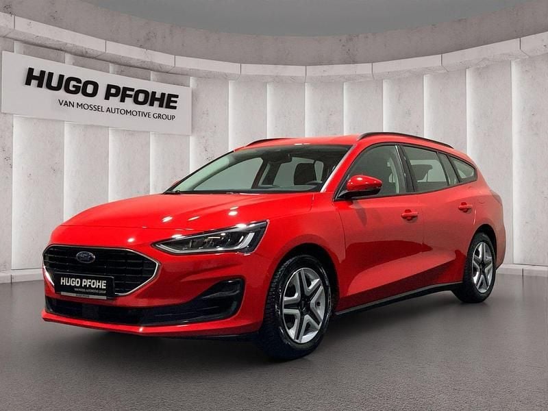 Race red uni Gebraucht 2022 Ford Focus Cool & Connect Kombi | 18.990 € (Fairer Preis) - Bild 1/4
