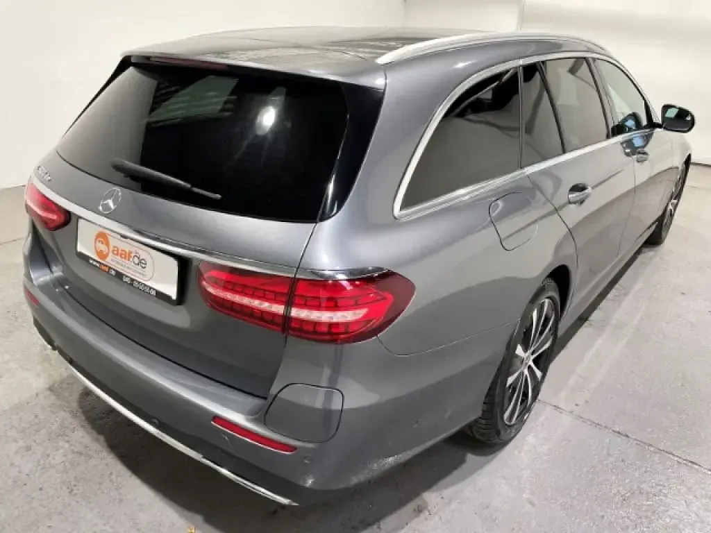 Gebraucht Mercedes 300 194 PS (142 kW) 2021 Selenitgrau (metallic) Kombi