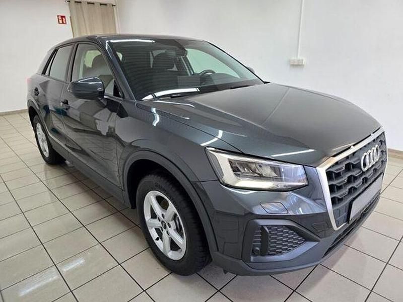 Gebraucht Audi Q2 Basis 150 PS (110 kW) 2021 Grau SUV