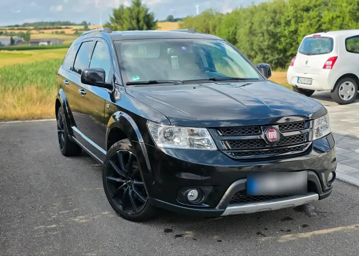 Gebraucht Fiat Freemont 170 PS (125 kW) 2015 Schwarz SUV