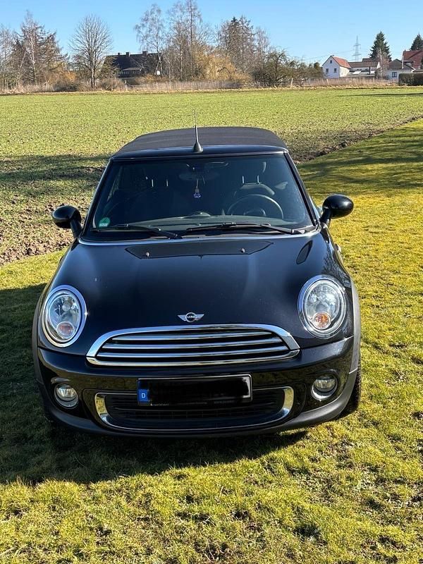 Schwarz Gebraucht 2013 Mini One Cabriolet Cabrio | 8.400 € (Fairer Preis) - Bild 1/4