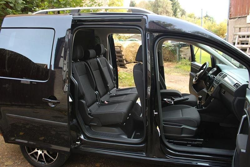 Gebraucht VW Caddy Trendline 102 PS (75 kW) 2020 Schwarz Van / Kleinbus