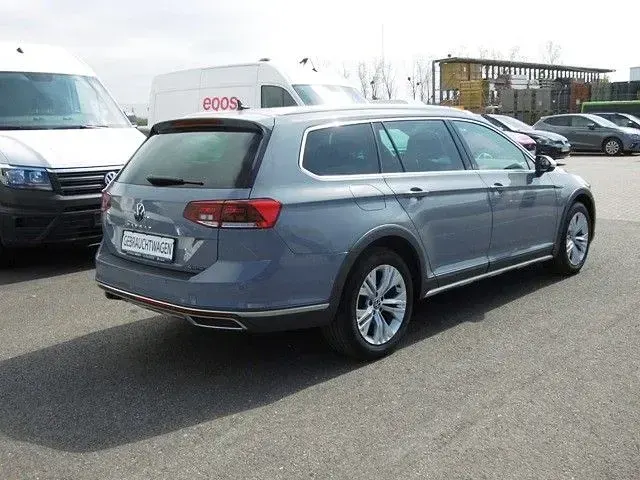 Używany VW Passat Alltrack 200 KM (147 kW) 2023 Szary Kombi