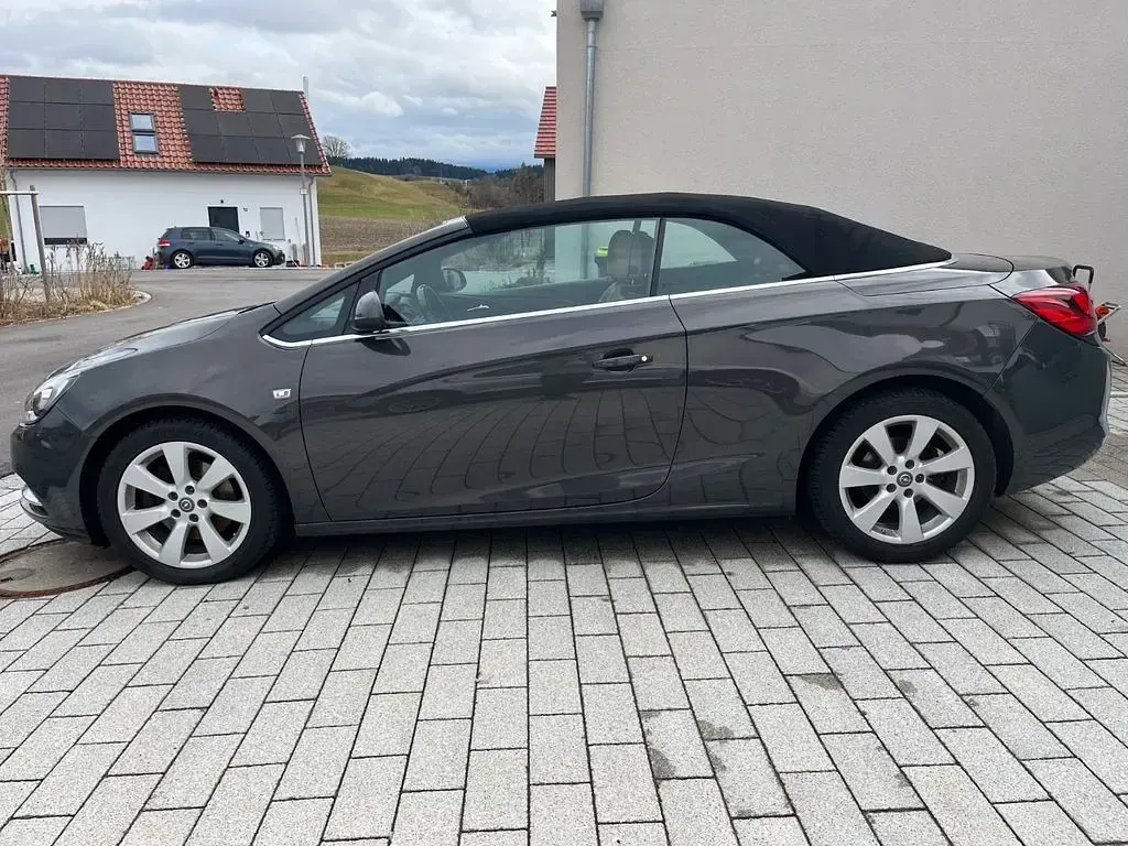 Gebraucht Opel Cascada 194 PS (142 kW) 2014 Grau Cabrio