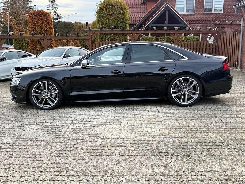 Gebraucht Audi S8 Sport 519 PS (381 kW) 2013 Schwarz Limousine