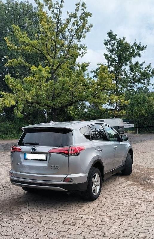 Gebraucht Toyota RAV4 Hybrid Team 197 PS (144 kW) 2018 Silber SUV