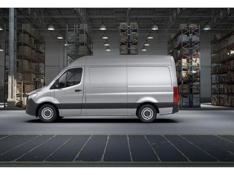 Gebraucht Mercedes Sprinter 150 PS (110 kW) 2022 Iridiumsilber metallic Van