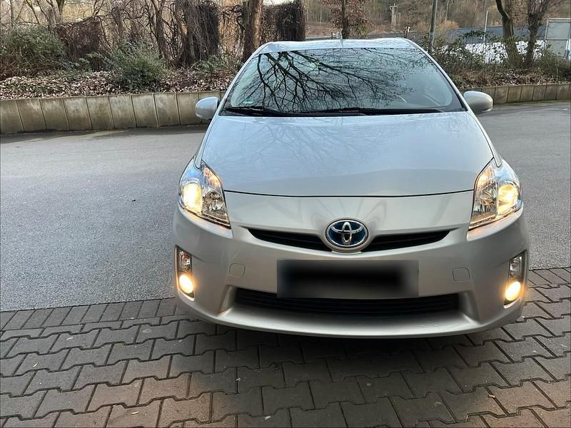 Gebraucht Toyota Prius 136 PS (100 kW) 2011 Grau Limousine