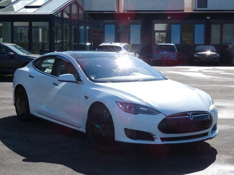 Gebraucht Tesla Model S Performance 309 kW (421 PS) 2013 Weiß Kleinwagen