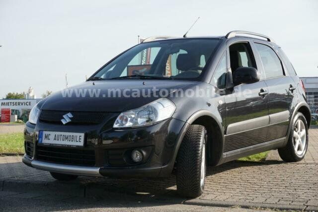 Gebraucht Suzuki SX4 Comfort 107 PS (78 kW) 2009 Schwarz metallic Kleinwagen