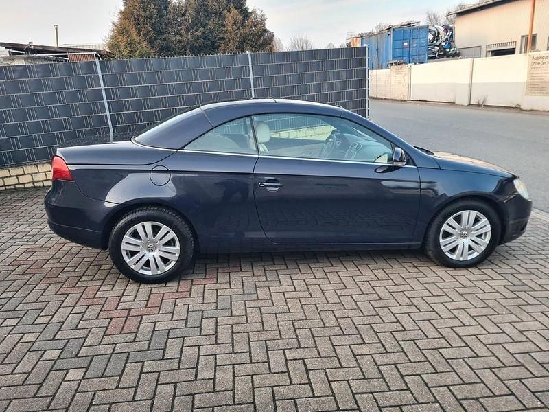 Gebraucht VW Eos 200 PS (147 kW) 2007 Blau Cabrio