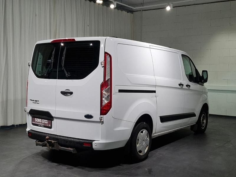 Gebraucht Ford Transit Custom Trend 105 PS (77 kW) 2021 Weiß, frozen white Limousine