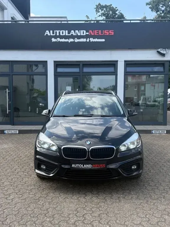 Gebraucht BMW 218 Active Tourer Basis 136 PS (100 kW) 2014 Schwarz Van / Kleinbus