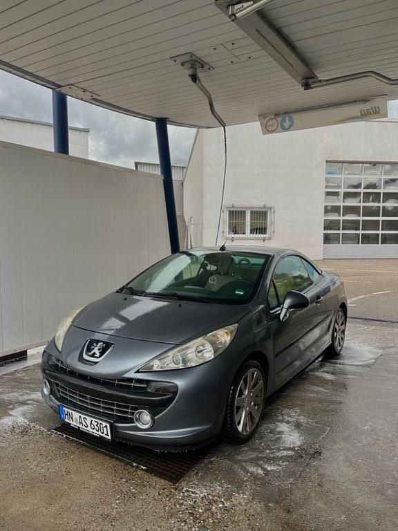Gebraucht 2007 Peugeot 207 CC Platinum Cabrio | 3.499 € (Guter Preis) - Bild 1/4