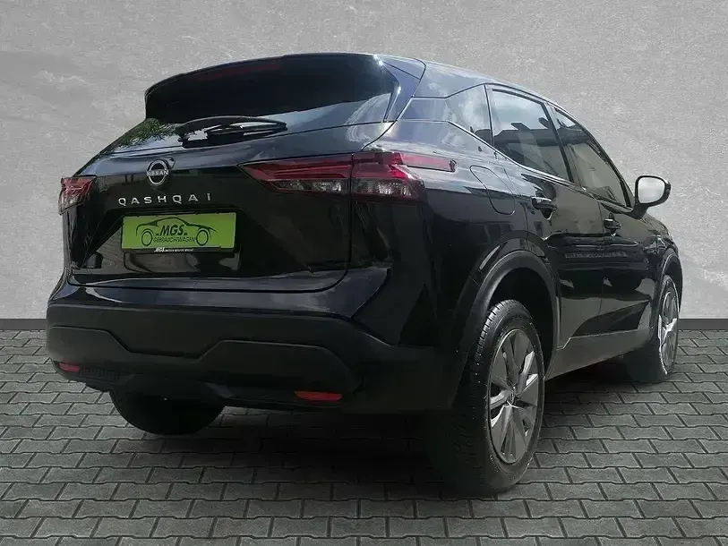 Gebraucht Nissan Qashqai S 140 PS (102 kW) 2023 Black metallic SUV