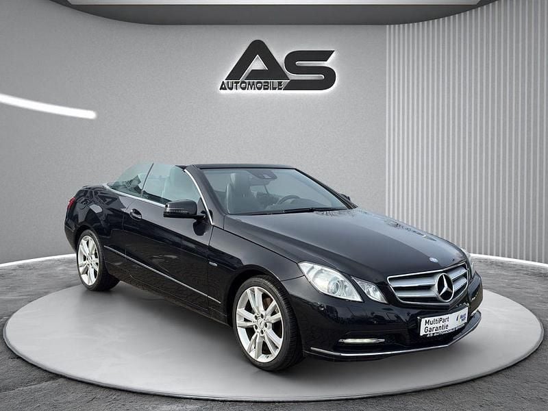 Gebraucht Mercedes E350 Avantgarde 306 PS (225 kW) 2011 Schwarz Cabrio