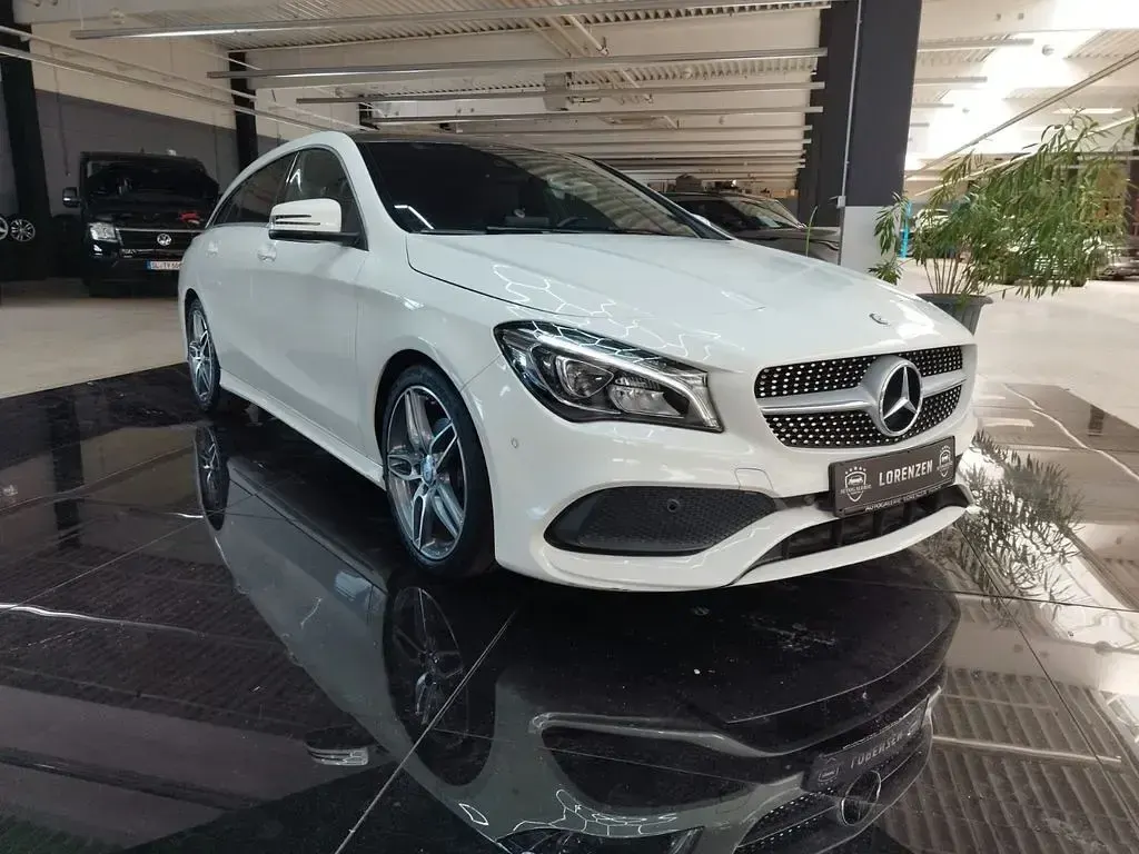 Gebraucht Mercedes CLA200 156 PS (114 kW) 2017 Weiß Coupé