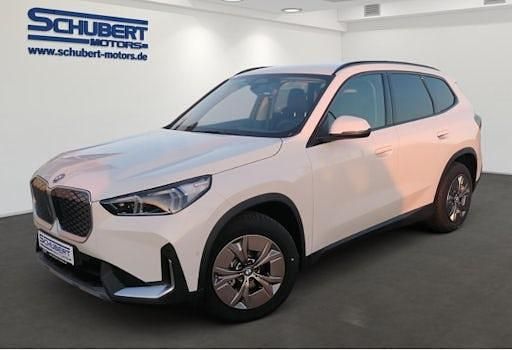 Neu BMW iX1 Performance 150 kW (204 PS) 2025 Weiß SUV