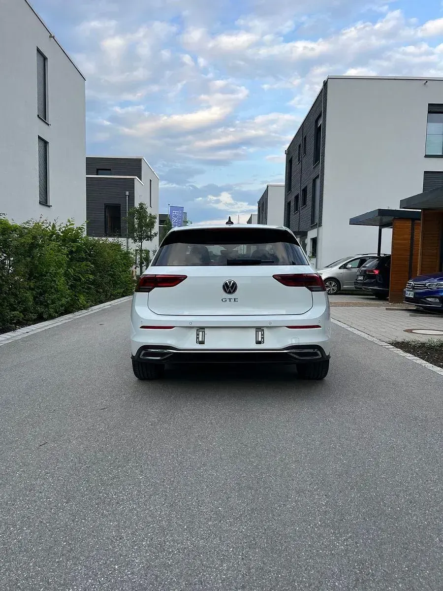 Gebraucht VW Golf VIII GTE 245 PS (180 kW) 2021 Weiß Limousine