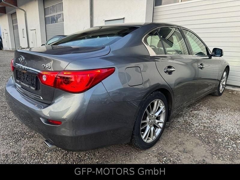 Gebraucht Infiniti Q50 170 PS (125 kW) 2014 Grau Limousine