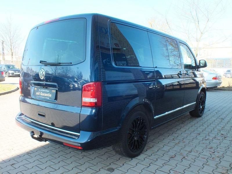 Gebraucht VW Multivan Highline 179 PS (131 kW) 2014 Blau Van / Kleinbus
