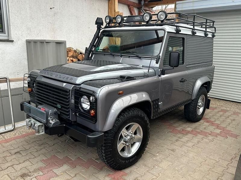 Gebraucht Land Rover Defender 122 PS (89 kW) 2013 Grau SUV