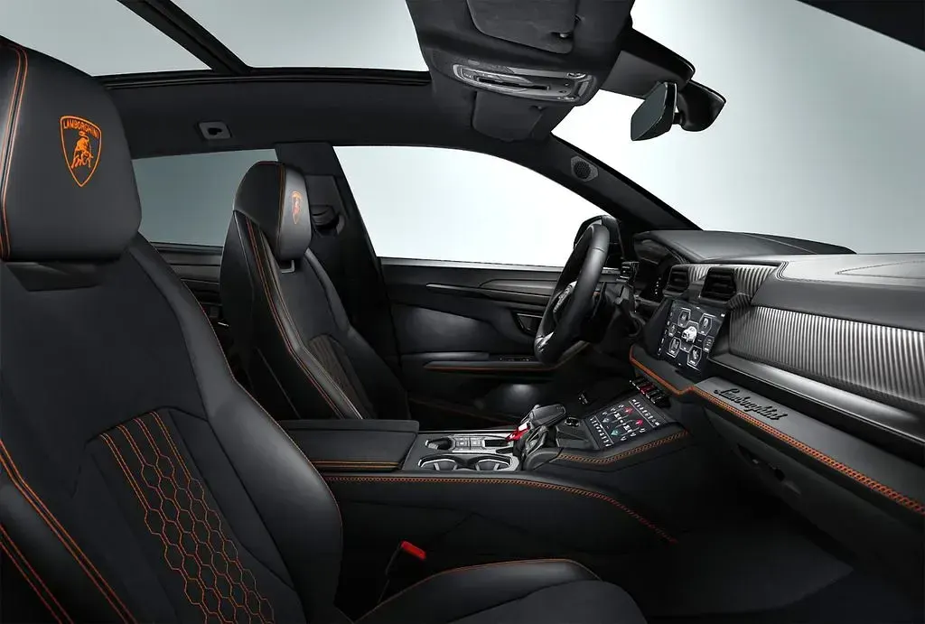 Neu Lamborghini Urus 799 PS (587 kW) 2026 Schwarz SUV