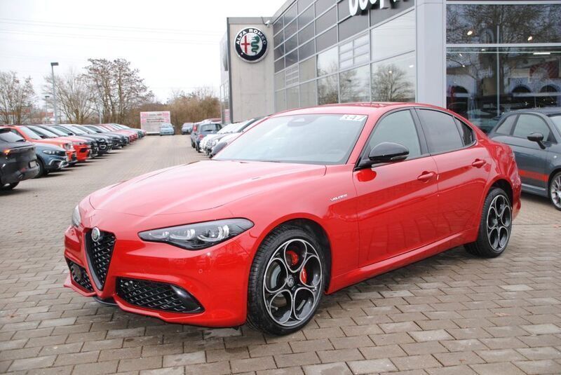 Rot Neu 2024 Alfa Romeo Giulia Veloce Limousine | 54.990 € (Fairer Preis) - Bild 1/4