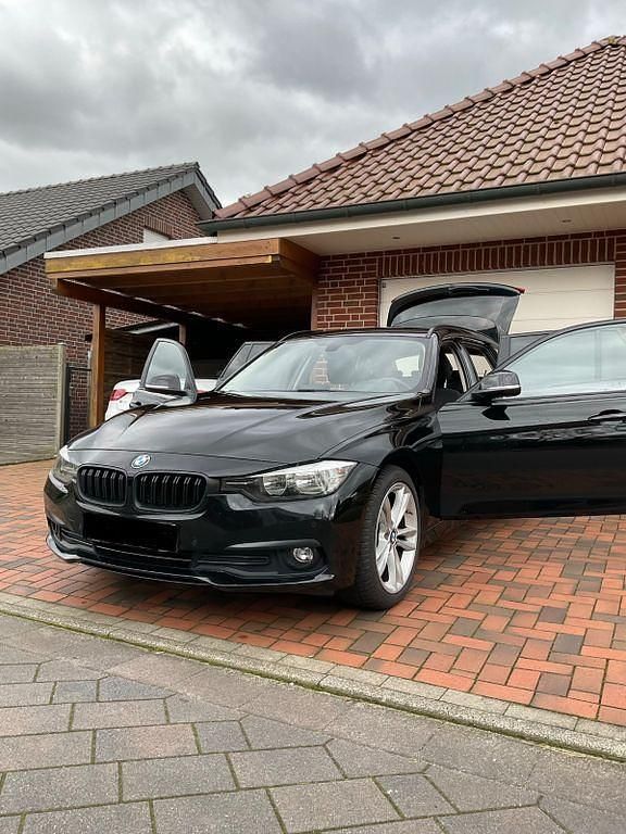 Gebraucht BMW 320 190 PS (139 kW) 2017 Schwarz Kombi