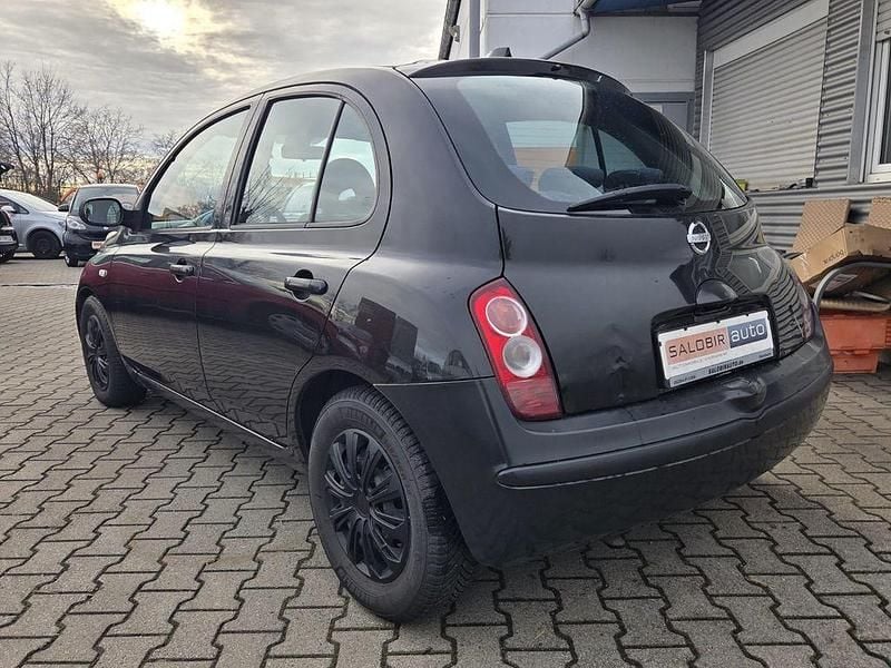 Gebraucht Nissan Micra 65 PS (47 kW) 2004 Schwarz Kleinwagen